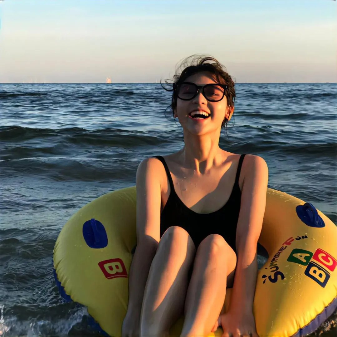 蝙蝠女侠第三季 海报